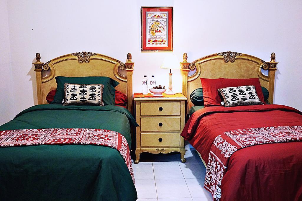 Holidayhome Alam Cipanas ปุนจัก ภายนอก รูปภาพ