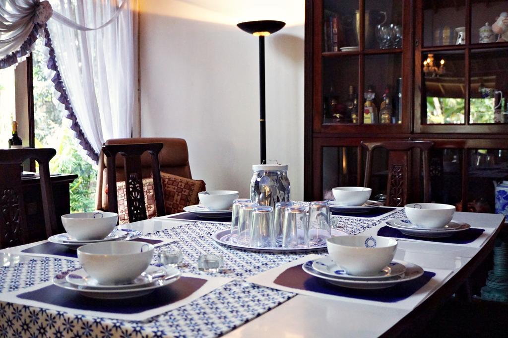Holidayhome Alam Cipanas ปุนจัก ภายนอก รูปภาพ